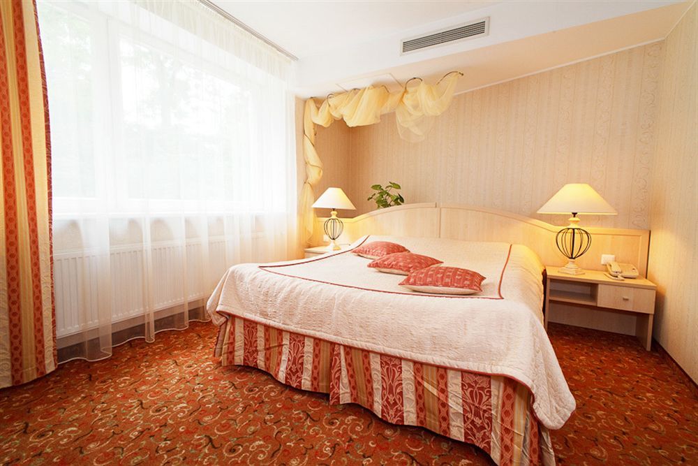 Ratonda Centrum Hotels Vilnius Room photo